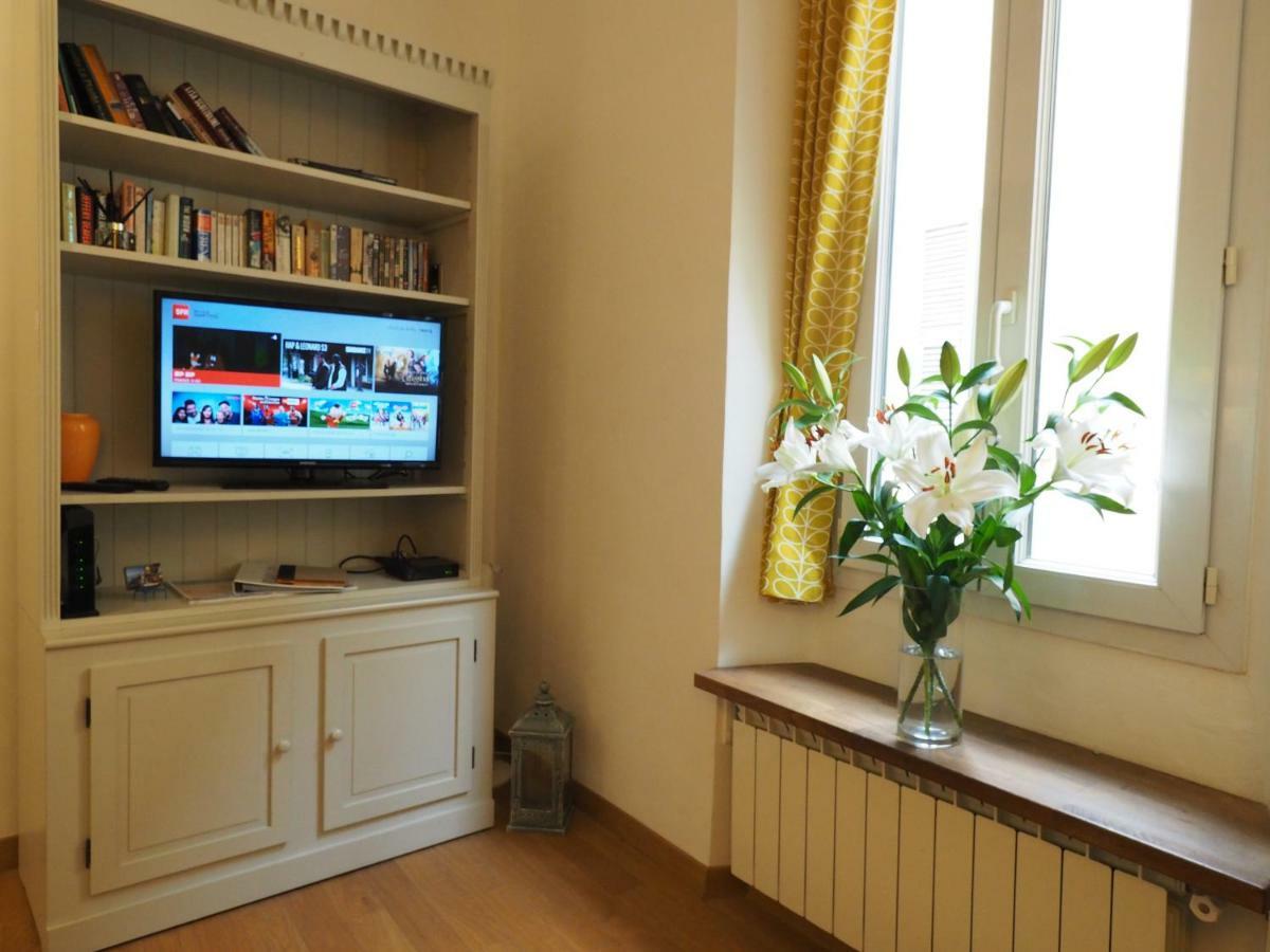 Apartment 2 Bedroom Old Town Centre Nizza